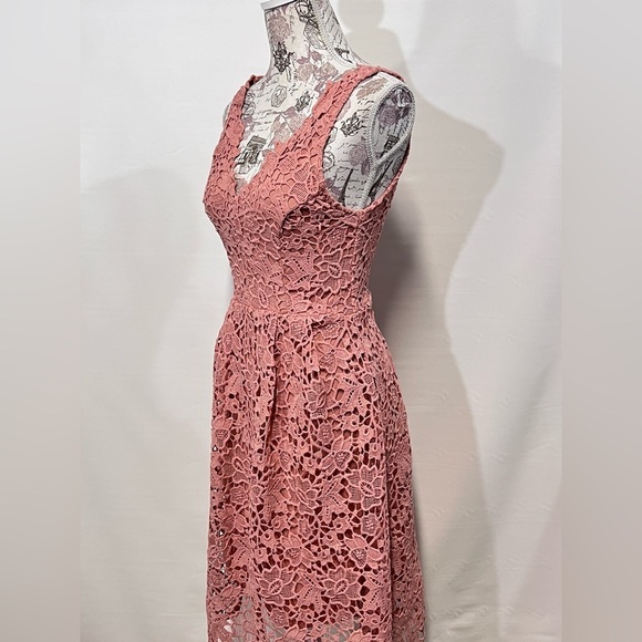 ASTR the LABEL Dusty pink crochet‎ lace dress size S. - Picture 5 of 16